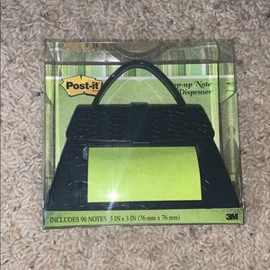 Post-it pop-up note dispenser